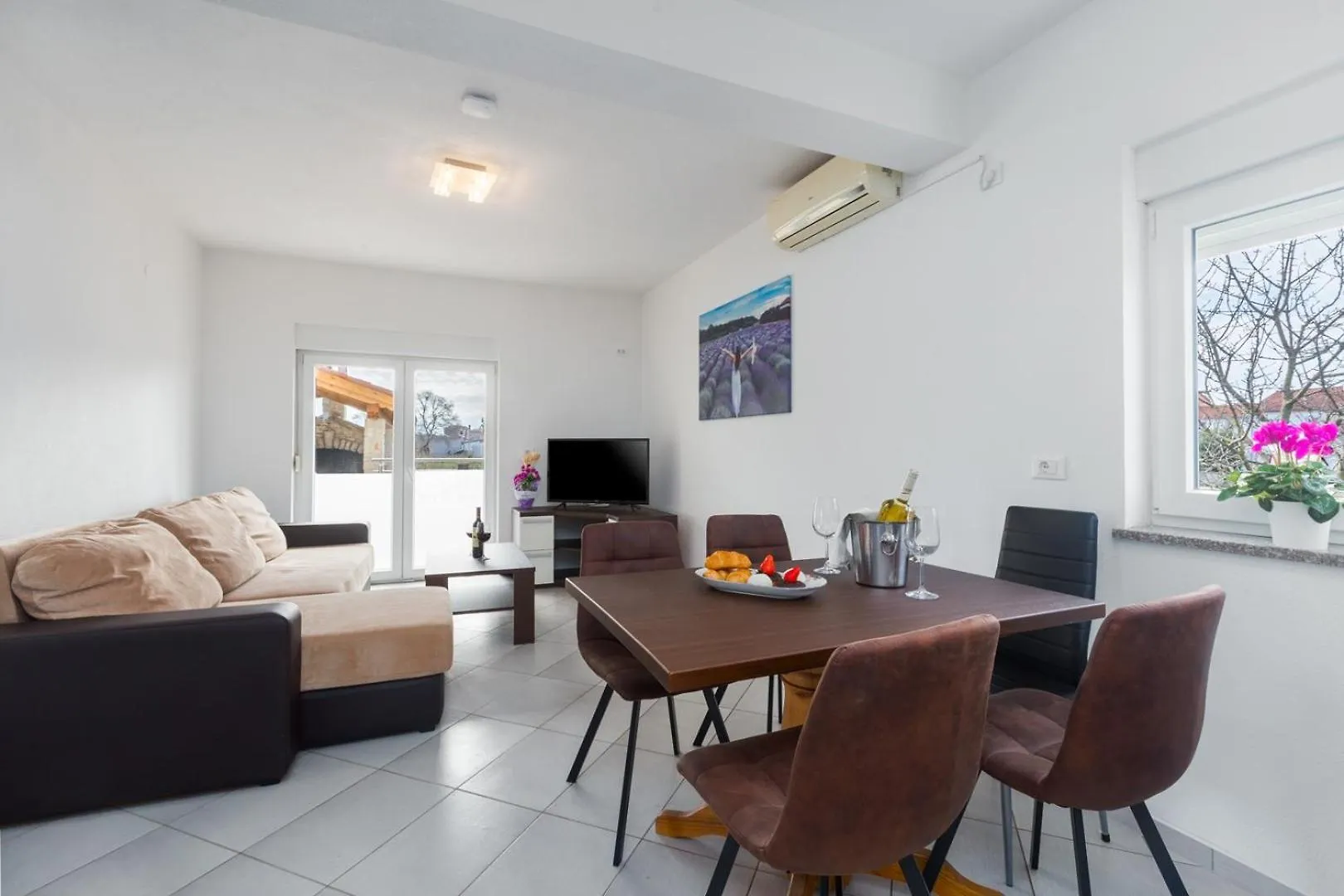 Villa Vita Apartments & Studios With Common Pool Valbandon 0*,  Croatia